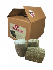 Pavo HayChunks - Healthy roughage treat to keep your horse occupied in its stable or when travelling